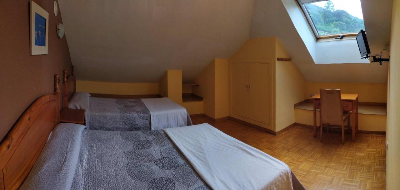 Hotel Santa Cristina Pola de Lena Exteriör bild